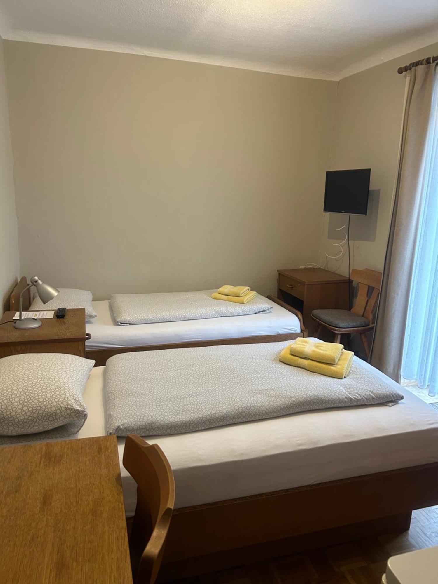 Gasthof Mit Seeterasse & Appartements Zur Landeroith 바이레크 외부 사진