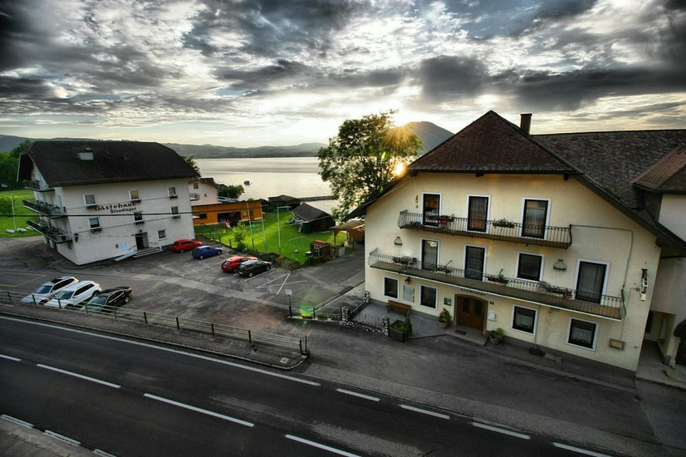 Gasthof Mit Seeterasse & Appartements Zur Landeroith 바이레크 외부 사진